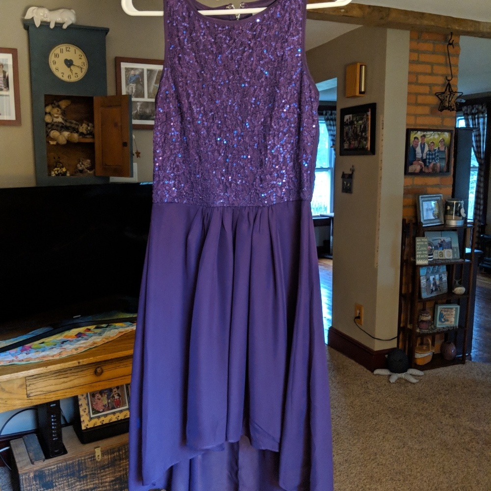 Short formal dress